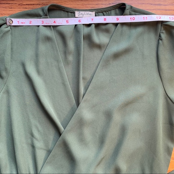 Lily White Cross-Tie Blouse Gathered Short Sleeve - Picture 9 of 15